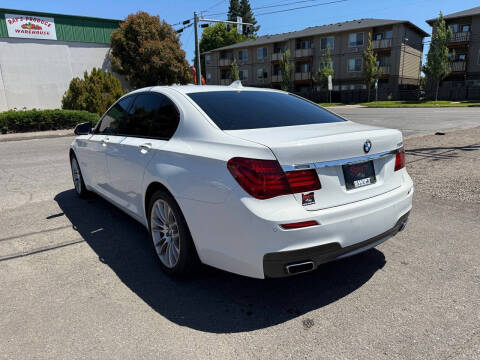 2013 BMW 7 Series 750i