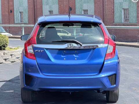 2016 Honda Fit EX