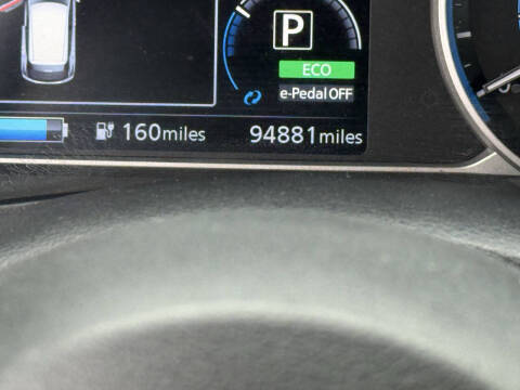 2022 Nissan LEAF SL PLUS