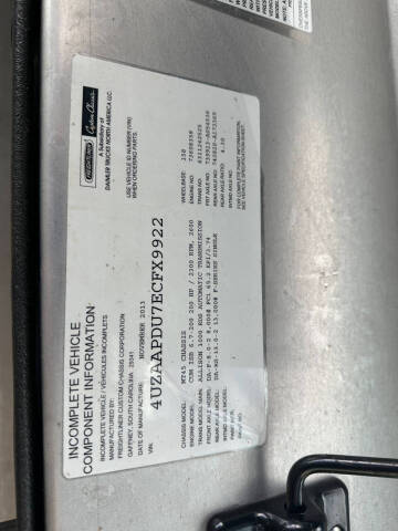 2014 Freightliner MT45 Chassis