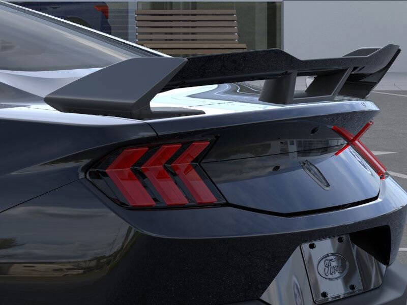 2025 Ford Mustang Dark Horse