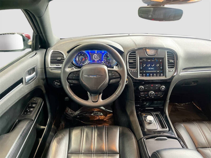 2023 Chrysler 300 S V6