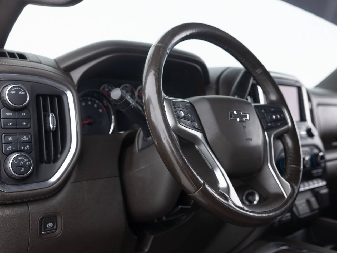 Used Car 2020 Chevrolet Silverado 1500  Lt Trail Boss 4x4 4dr Crew Cab 5.8 Ft. Sb For Sale Under $30,000 In Coal City, Illinois