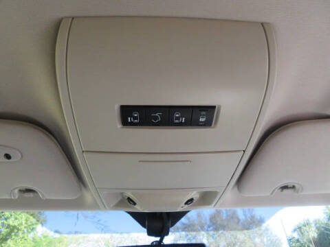 2013 Chrysler Town and Country Limited