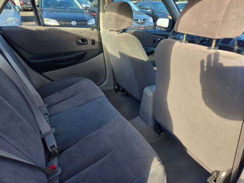 2003 Mazda Protege DX