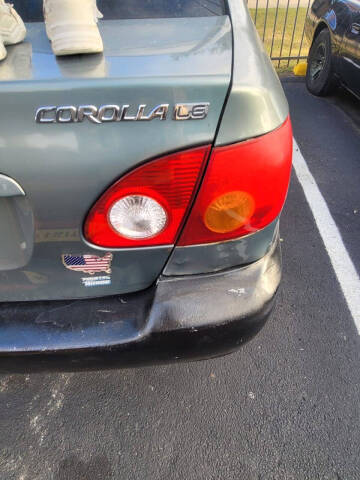 2005 Toyota Corolla LE