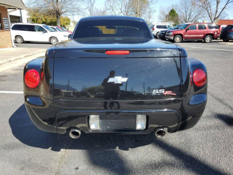 2004 Chevrolet SSR LS
