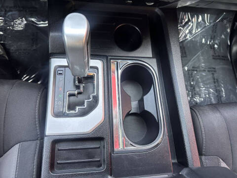 2014 Toyota Tundra SR5