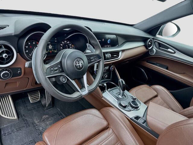 2018 Alfa Romeo Stelvio Ti Sport
