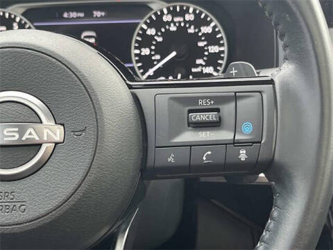 2023 Nissan Pathfinder SV