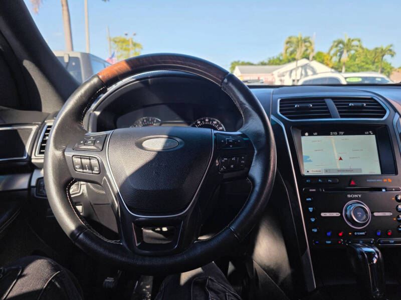 2017 Ford Explorer Platinum