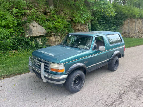1996 Ford Bronco for sale at Bogie's Motors in Saint Louis MO