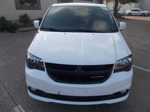2014 Dodge Grand Caravan SXT 30th Anniversary
