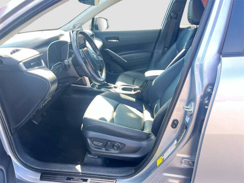 2024 Toyota Corolla Cross XLE