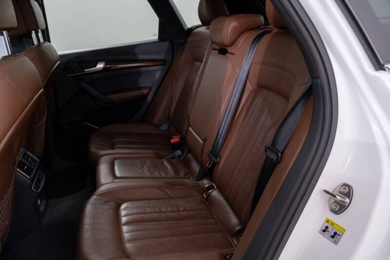 2018 Audi Q5 2.0T quattro Premium Plus