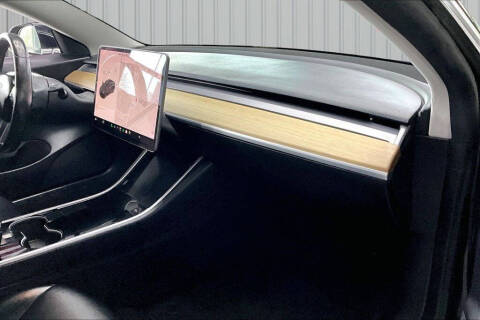 2019 Tesla Model 3 Standard Range Plus