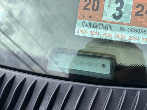 2003 Ford E-Series E-250 SD