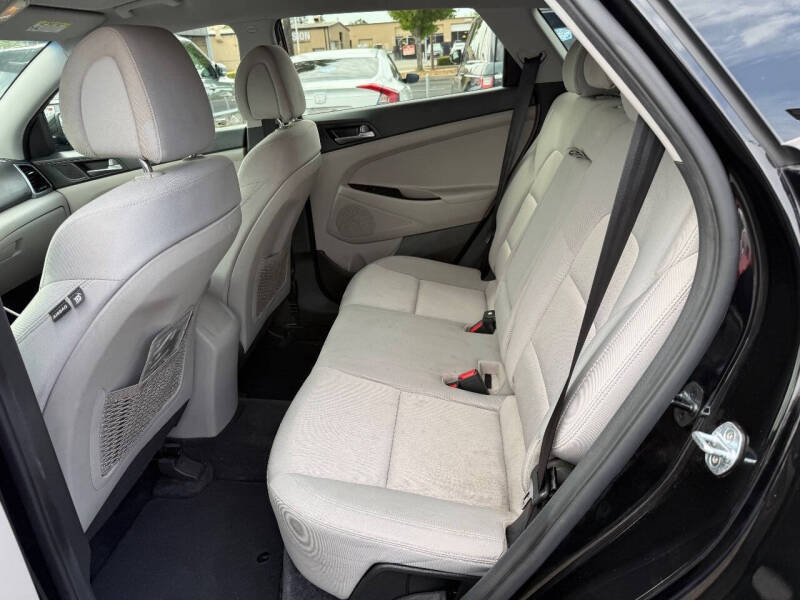 2017 Hyundai Tucson SE