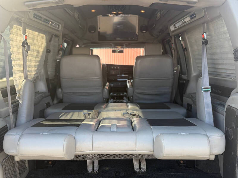 2013 GMC Savana