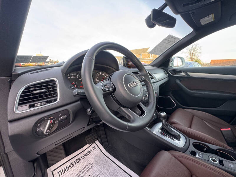 2018 Audi Q3 2.0T quattro Sport Premium Plus