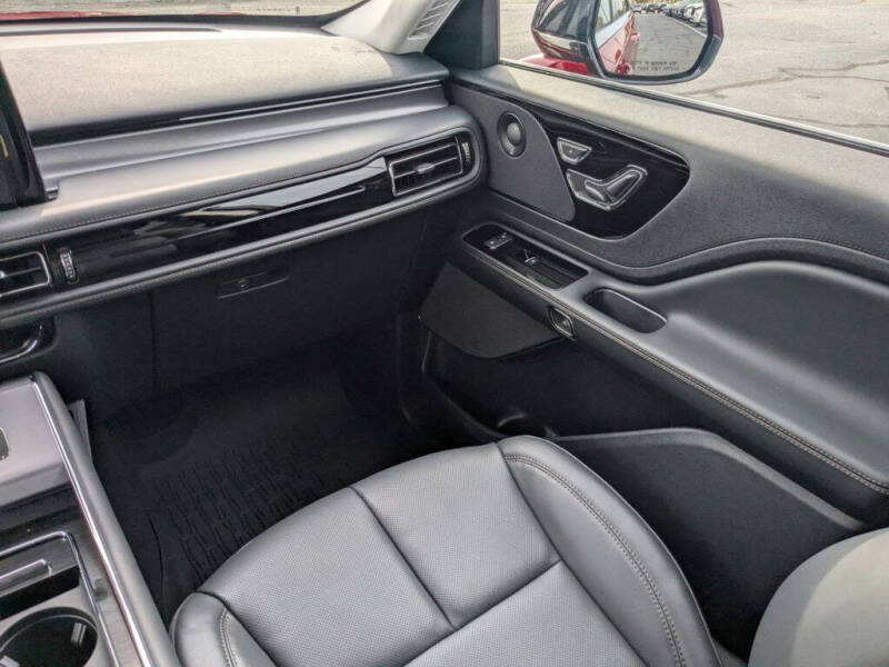 2025 Lincoln Aviator Premiere