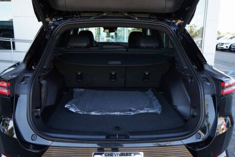 2025 Chevrolet Equinox EV LT 2