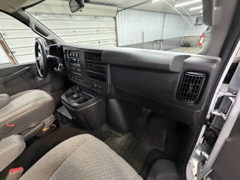 2016 Chevrolet Express LT 3500