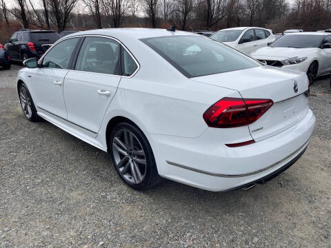 2017 Volkswagen Passat 1.8T R-Line