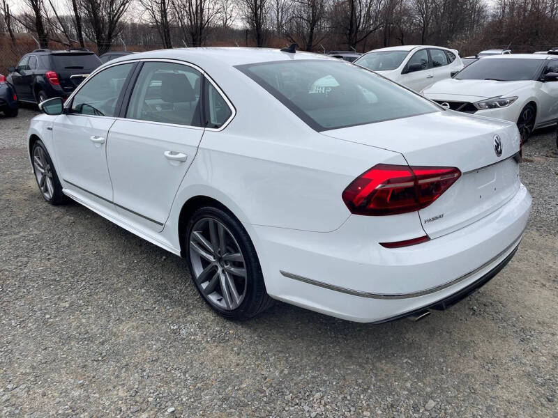 2017 Volkswagen Passat 1.8T R-Line