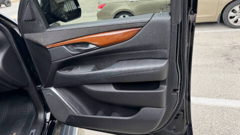 2018 Cadillac Escalade ESV Premium Luxury