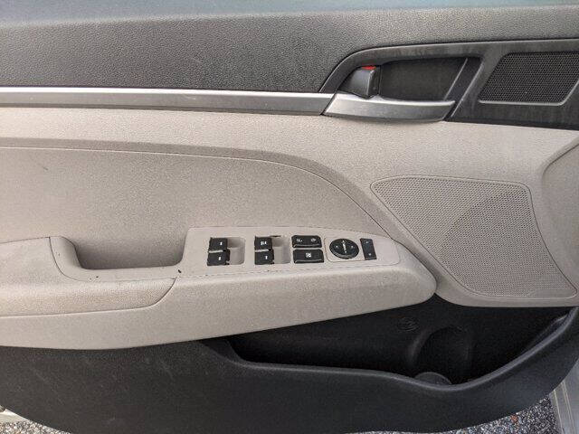 2019 Hyundai Elantra