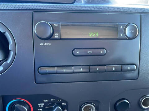 2011 Ford E-Series E-450 SD