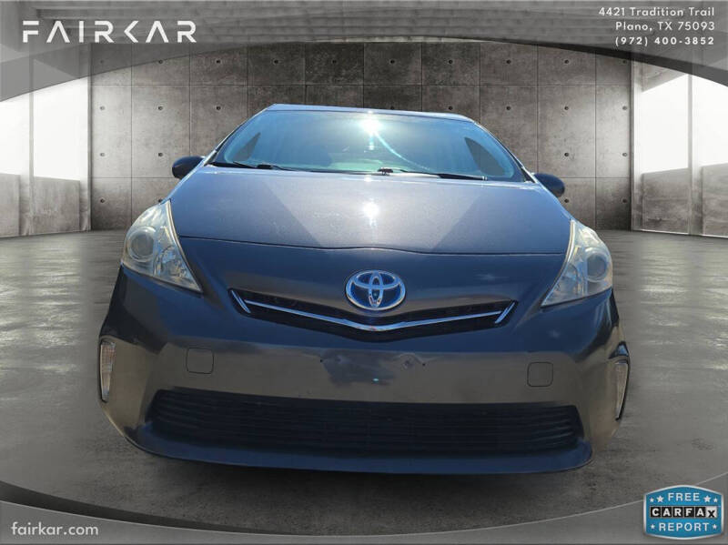 2012 Toyota Prius v Three