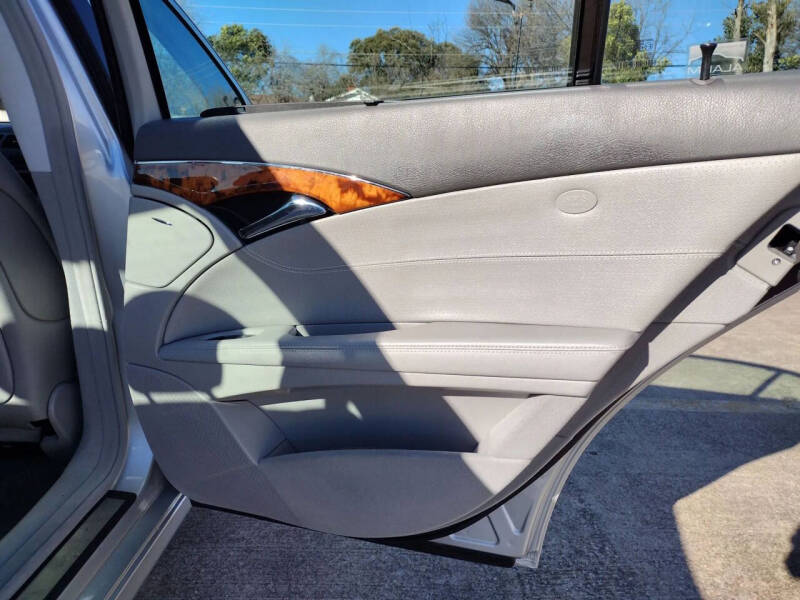 2005 Mercedes-Benz E-Class E 320