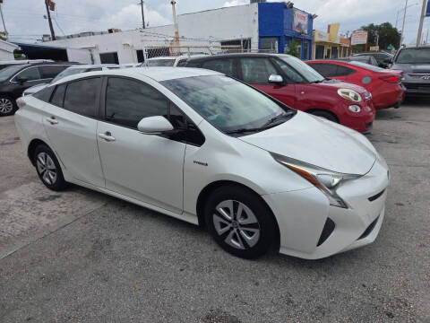 2017 Toyota Prius Three