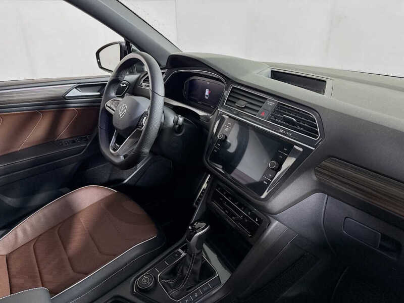 2024 Volkswagen Tiguan SEL R-Line 4Motion