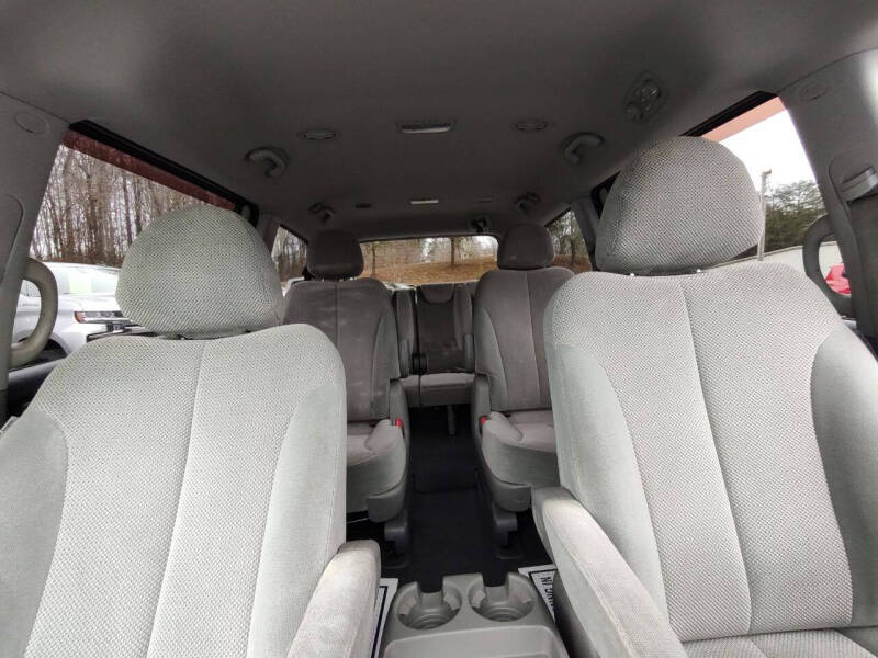 2012 Kia Sedona EX