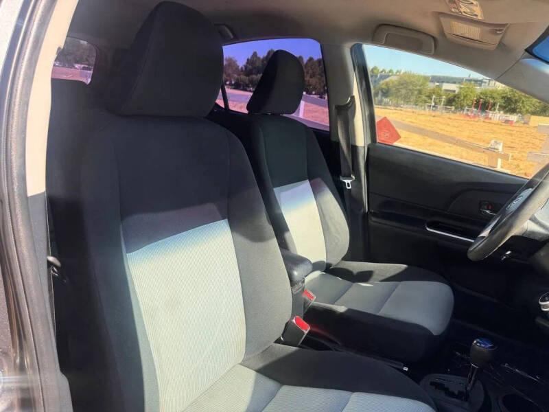2015 Toyota Prius c