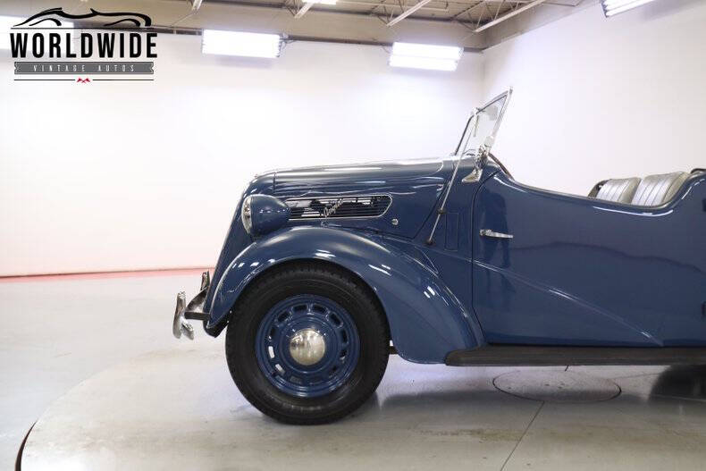 1949 Ford Anglia