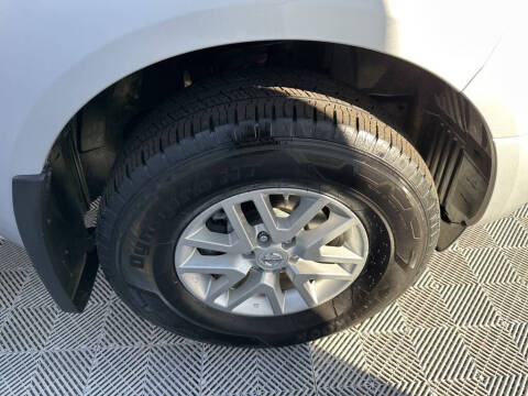 2016 Nissan Frontier SV