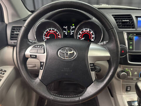 2013 Toyota Highlander Plus