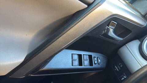 2016 Toyota RAV4 Hybrid XLE