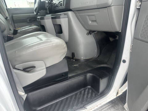 2009 Ford E-Series E-250