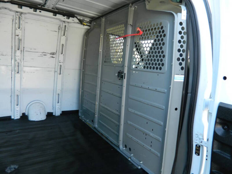 2017 Chevrolet Express 2500