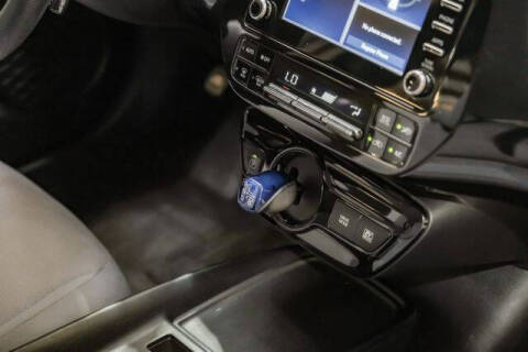 2020 Toyota Prius LE