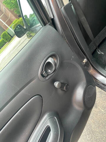 2015 Nissan Versa 1.6 S