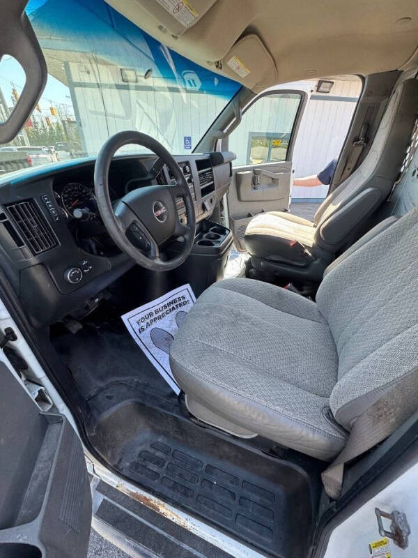 2017 GMC Savana 2500