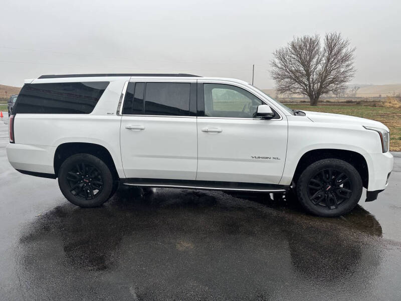 2015 GMC Yukon XL SLT
