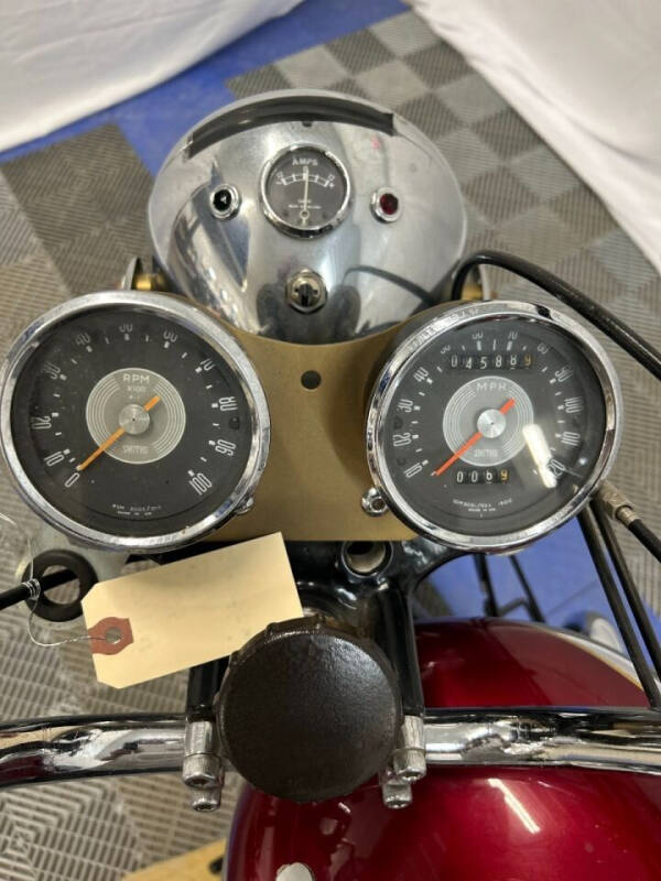 1965 BSA Lightning 650