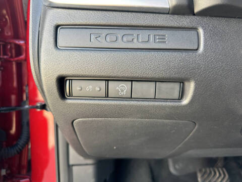 2023 Nissan Rogue S